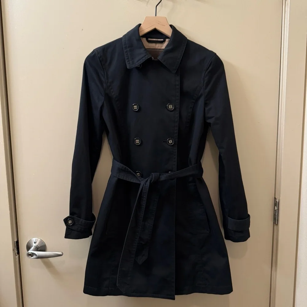 Coach women’s Cotton mid length Trench Coat in black size XS normcore fall